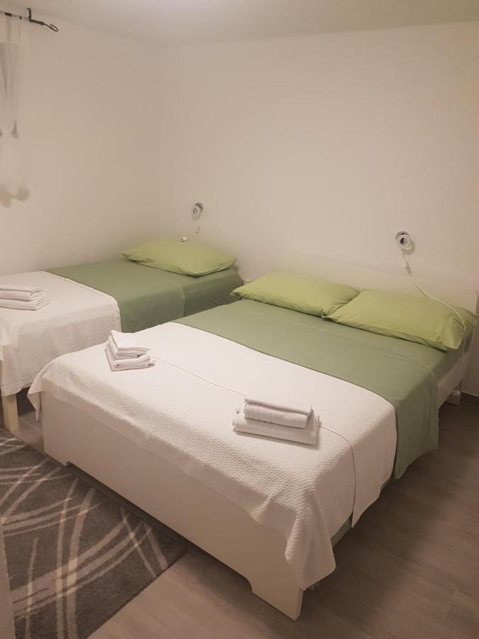 Apartment Jura Bilo Primošten Екстериор снимка